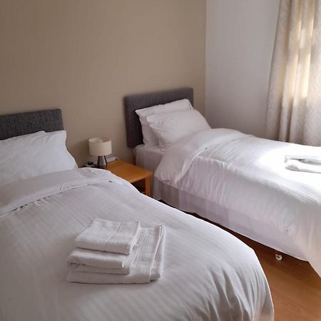 Quiet 3 Bed Close To The A1 牛顿艾克利夫 外观 照片